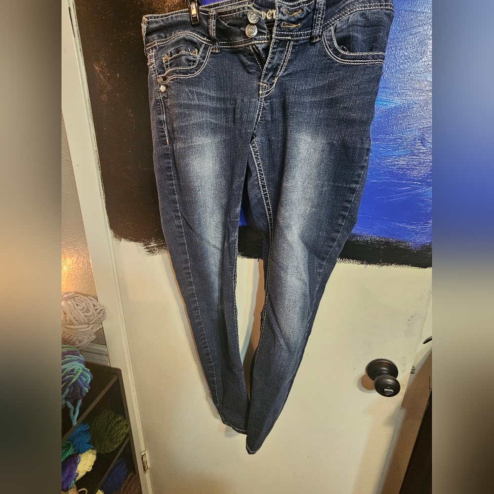 Wallflower jeans